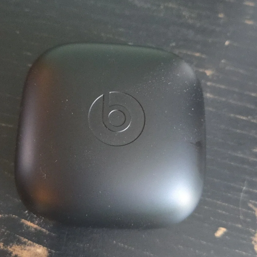 Beats Wireless Earbuds - Navy